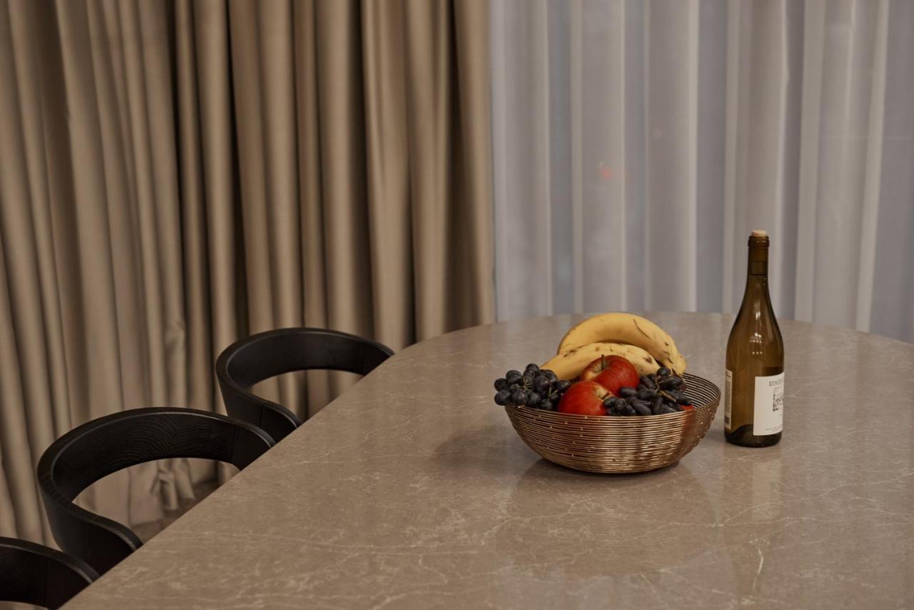 Kostjukowski Apartments Avalon Лвив Екстериор снимка